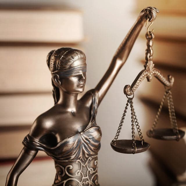 Póngase en manos de nuestros abogados en Ribadeo
